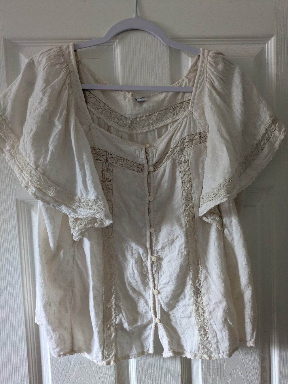 Old Navy Cream Boho Romantic Peasant Cottage Top Large Lace Button